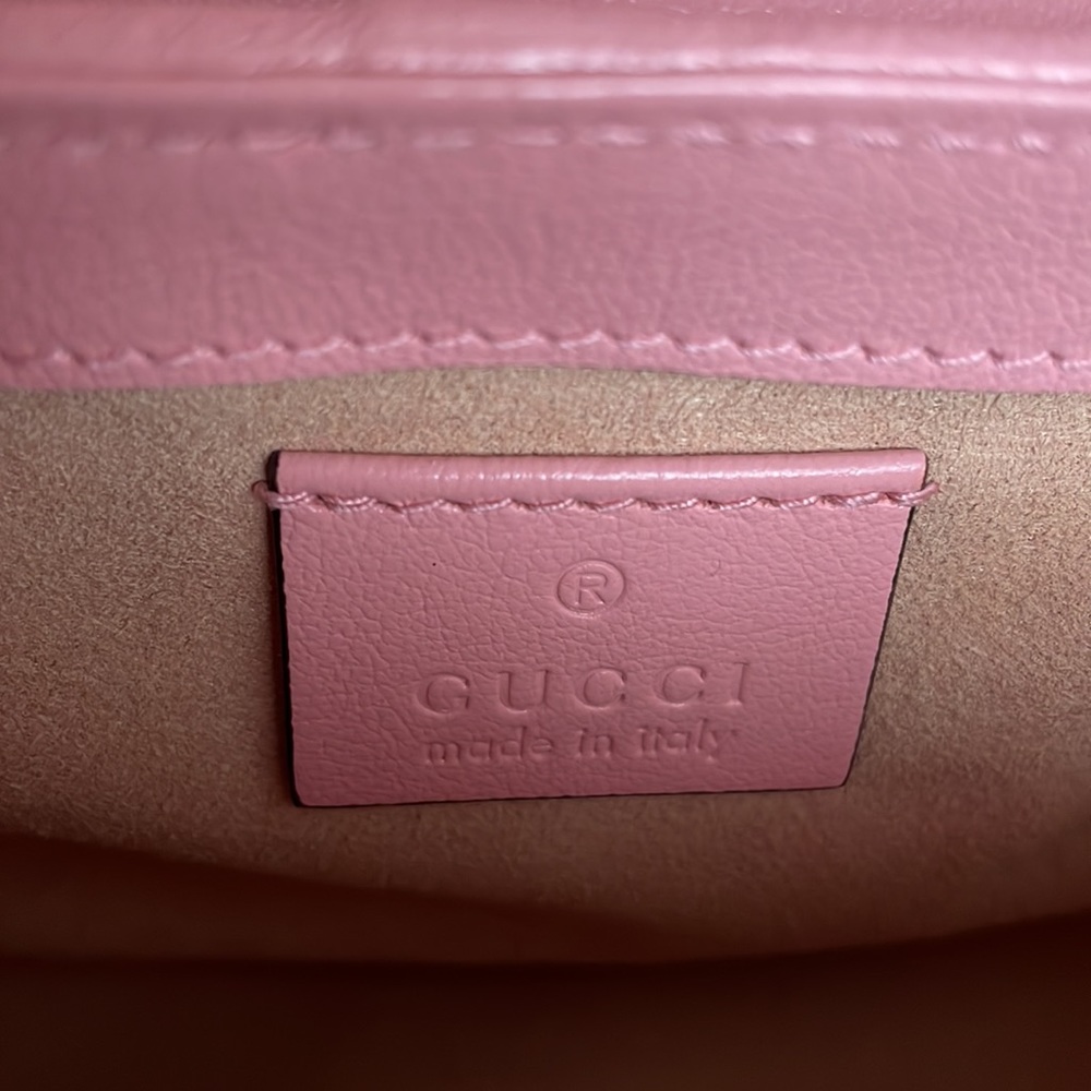 ♥️SOLD♥️AUTHENTIC GUCCI
Red & Pink Super Mini Matelassé GG Marmont Bag - Picture 14 of 17